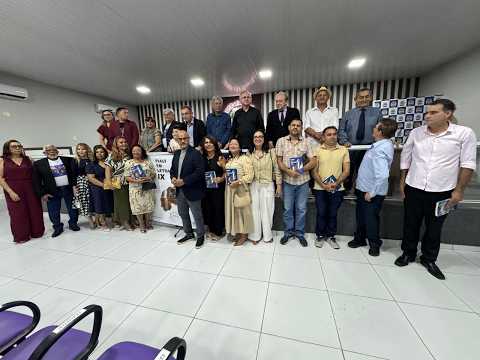 Paraguassu fala do lançamento da coletânea Piaui em Letras que aconteceu em Cocal da Estação