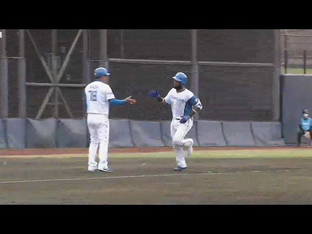 【ファーム】ファイターズ・アルカンタラが右中間へのホームランで1点差に迫る!!   2023年4月19日 北海道日本ハムファイターズ 対 横浜DeNAベイスターズ