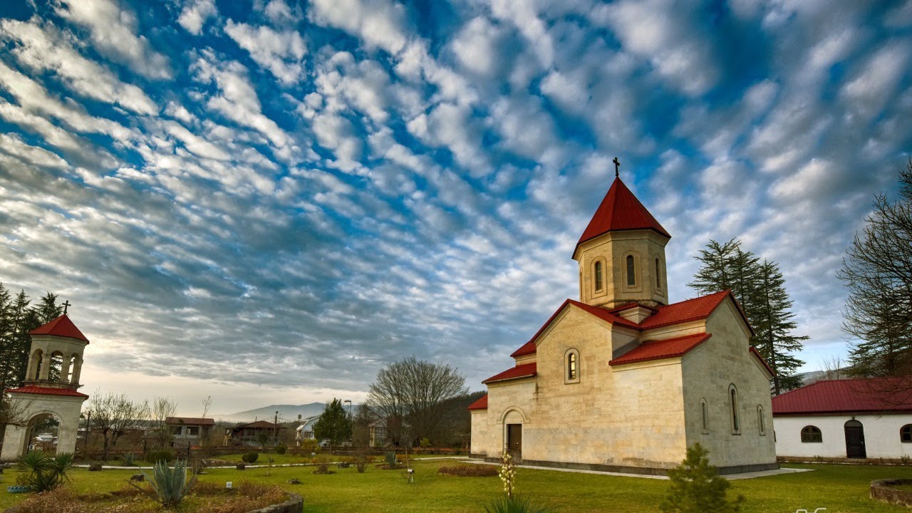 31.12.2021. У 21:30, ВЕЧЕ СА О. МИЛОРАДОМ МИРОВИЋЕМ