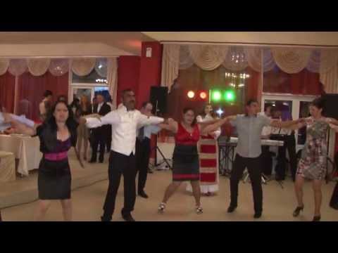 Formatia ACTUAL din Mioveni-Pitesti 2015 sarba restaurant .TIM