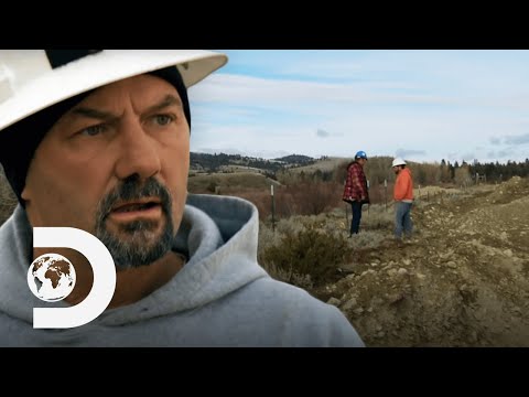 Landowner Kicks The Crew Out Of His Property | Gold Rush: Dave Turin's Lost Mines