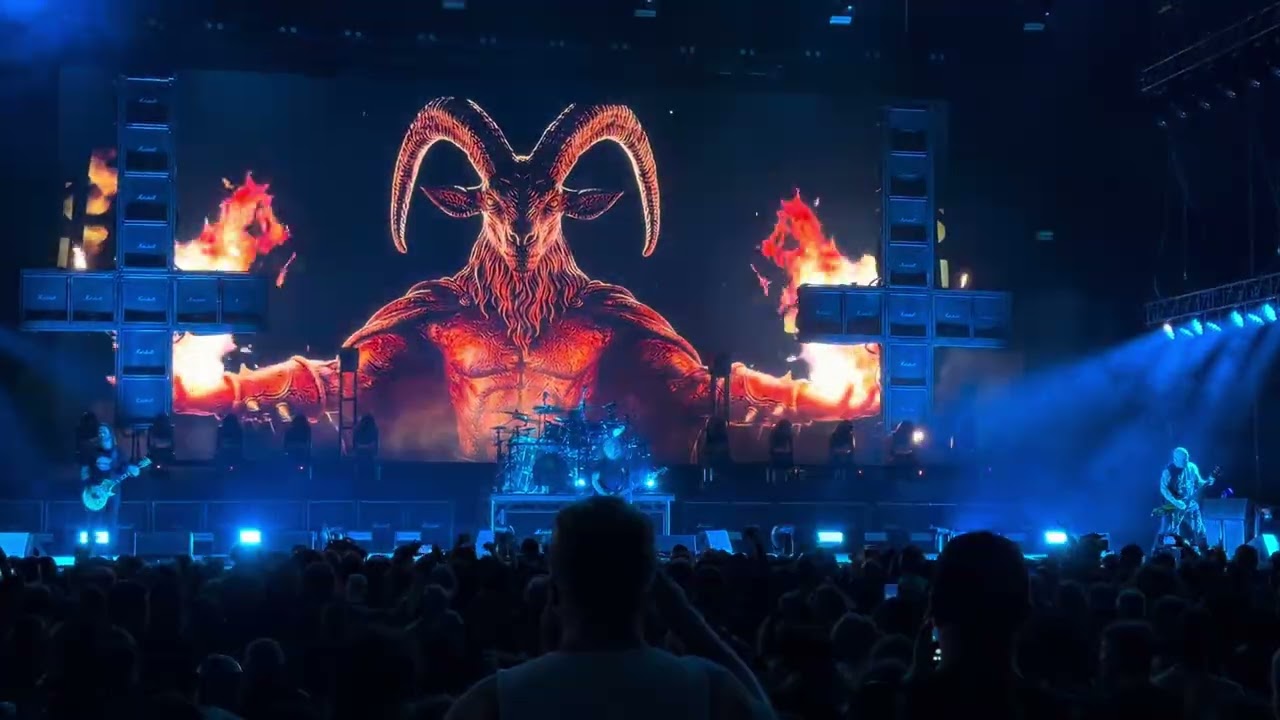 Slayer - Reign in Blood 40th Anniversary (Performed in its Entirety) - YouTube