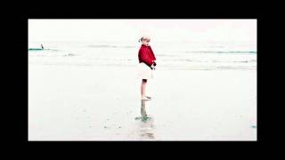 Julianna Barwick - White Flag