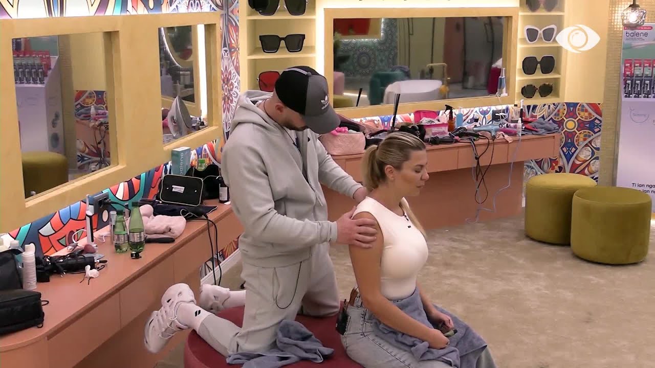 Romeo masazhon Riken dhe i bën pyetjen e “sikletshme”: Pse s’do më…?