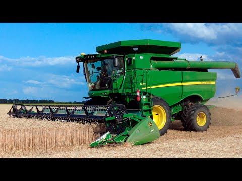 Which Combine Wins? CLAAS 750 vs JOHN DEERE S670 vs S670i – Speed & Power Test!