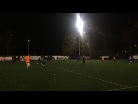 24.11 Castorama Korona (niebieskie) - AC Polanka (czerwone)