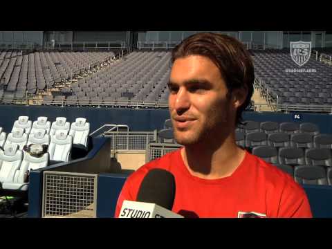 Studio 90: Zusi and MNT Train in front of Fans in Kansas City