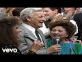 Bill & Gloria Gaither - Hallelujah [Live] ft. The Nelons