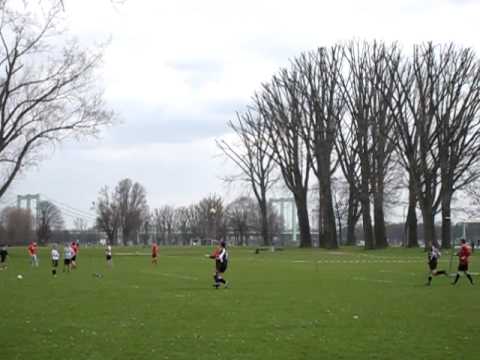 Raderthal Kickers - Skandal! Klarer Elfer!