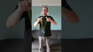 Learn the EASY Bouncy Green Triangle yoyo trick! #yoyo #tutorial #shorts #magicyoyo #yoyotricks #new