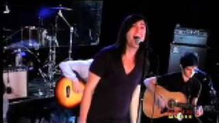 Thr Urgency - Fingertips - Live On Fearless Music