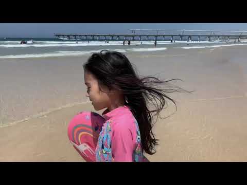KEISHA AND KARL AT THE BEACH 🏖
