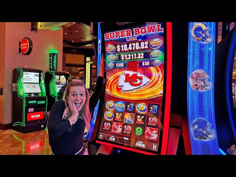 The New NFL Super Bowl Slot Machine PAYS OUT HUGE! - YouTube