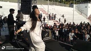 Download lagu Hampa ku menanti By total tragedy  mp3