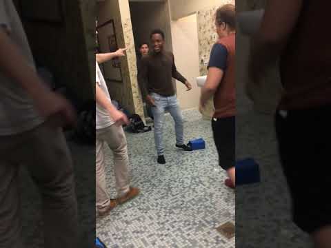 That right hand tho Zeke vs alex