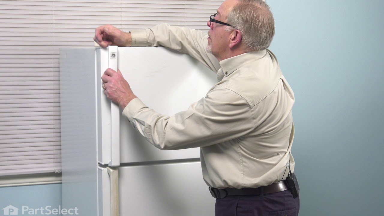 Replacing your General Electric Refrigerator Freezer Handle Replacing your General Electric Refrigerator Freezer Handle