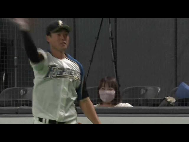 【9回表】ファイターズ・高濱 最終回にチームを救うファインプレー!! 2021/8/24 F-M
