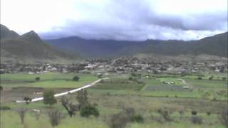 preview picture of video 'Paseo Por Teotitlan del Valle'