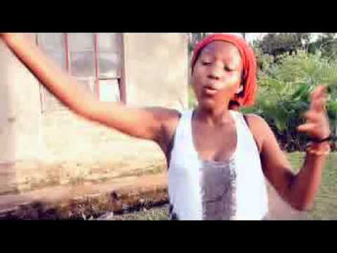 Garuka Empra Apple  ton  Giftology