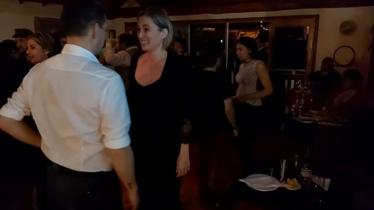 21/07/23 Sur al Corazón en Tolhuin "Está noche en Buenos Aires"(D'Agostino/Vargas) TDJ Ariel Mendoza