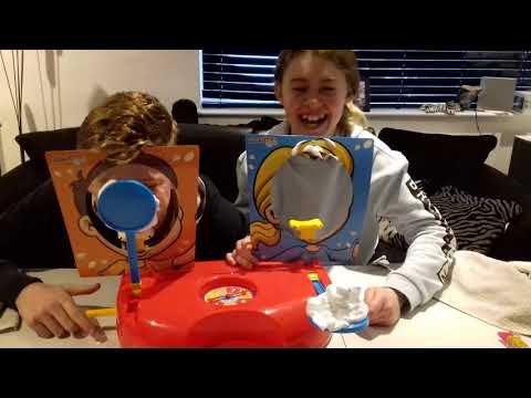 Palmer vs Bailey: Splatter face challenge