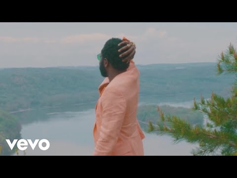 LuxuriousOutlawWolf - Packin