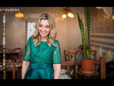 Music By Eleanor - La Vie En Rose