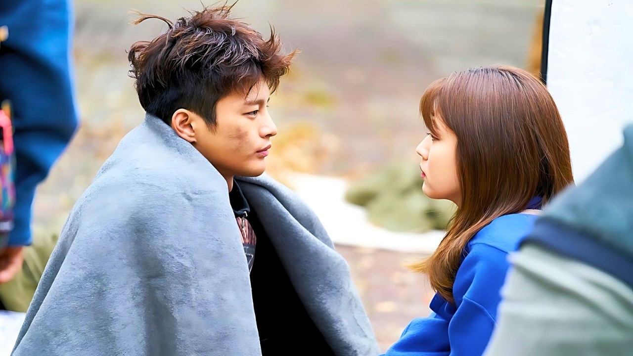 Simple Girl Takes a Homeless Boy to Her Home to Discover He's a Billionaire