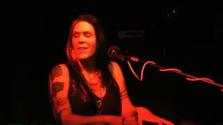 Beth Hart- Monkey Back (Awesome Stripped Down Version!!!) at Jimmi&#39;s 4-10-10