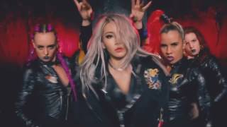 Download lagu CL ft . Iggy Azalea   Hello Bitches mp3