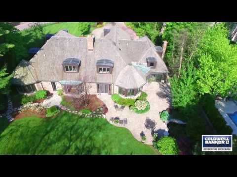 335 Woodley Road Winnetka IL   Presented by Ann George HD