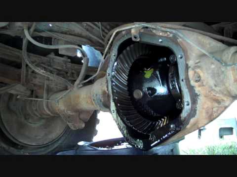 Ford F250 6.9 Diesel Dana 70 Rear End
