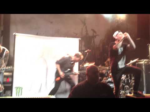 I Killed The Prom Queen - Thirty One & Sevens [Live in Nürnberg]