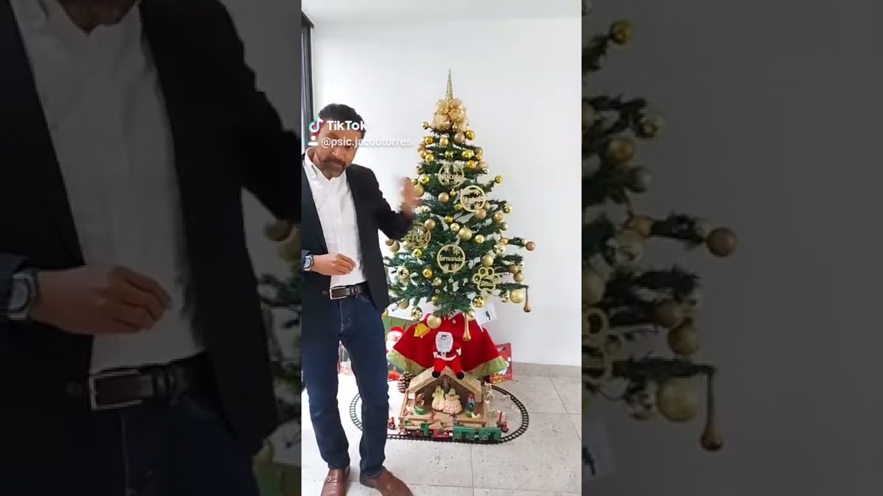 Jacob Torres Sánchez-32