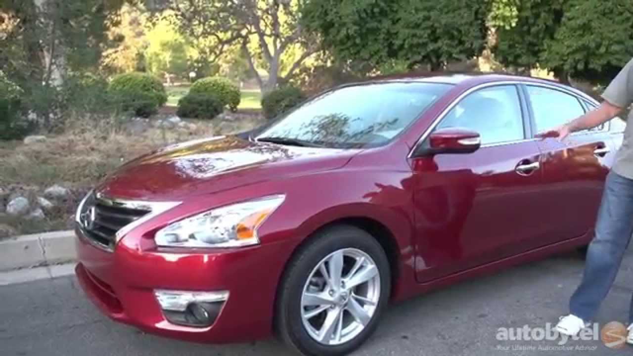 2015 Nissan Altima 2.5 SV Test Drive Video Review