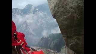 preview picture of video 'Mt Hua Shan, near Xian, Shaanxi.'