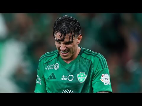 لاعب الاهلي البرازيلي روجر ايبانيز في مباراة الاتفاق 🟢⚪️ Roger Ibanez