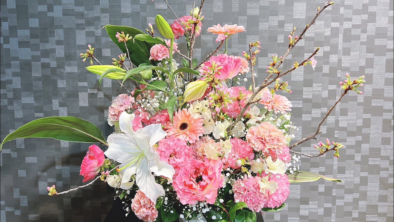 【セミゲリラライブ】フラワーアレンジメントたくさん作りますよー