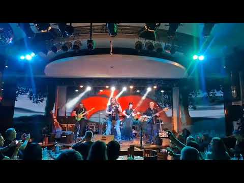 Phoenix -  Strunga (Hard Rock Cafe Bucharest  12.11.2025)
