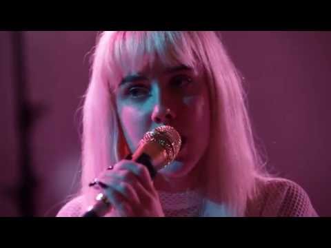 Prinze George - Upswing (Live at House)