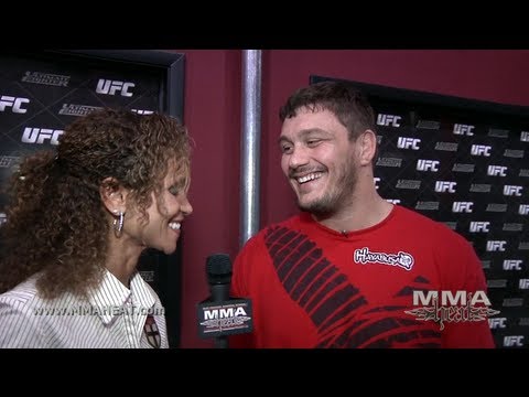 UFC 137's Matt Mitrione on Checking Kongo's Kicks