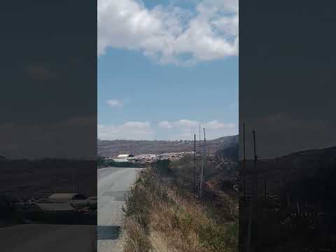 Em volta de cacimbas na Paraíba ￼ várias montanhas ￼