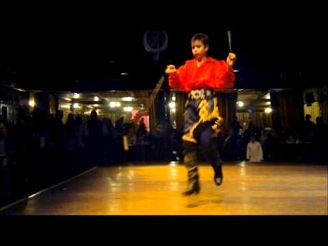 Danças Típicas Gauchescas - Pezinho, boleadeiras, facões, chula,