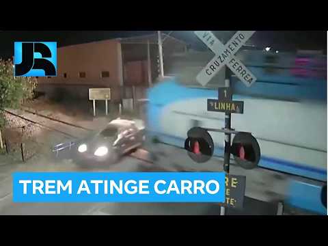 Motorista avança sinal vermelho e é atingido por trem em Itirapina, no interior de SP