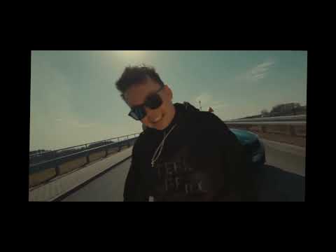 Dominik Łupicki ft. Sylwia Lipka -hej Cześć ( tekst)