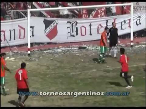 Gol de Lucas Gamba (Deportivo Maipu Mza) ante Desamparados de San Juan