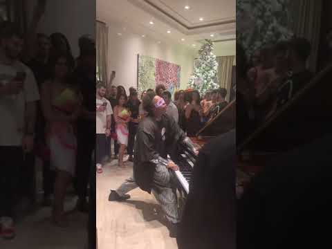 ELEW plays Heartbeats at Miami Art Basel event