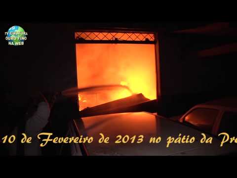 Incêndio no pátio/garagem/almoxarifado da Prefeitura Municipal de Ouro Fino