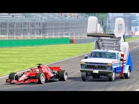 Ferrari F1 2018 vs Ford Stairs Monster - Monza