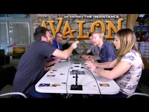 Giant Bombcast 05/05/2015 - #thumbgate during the BLLSL Avalon segment